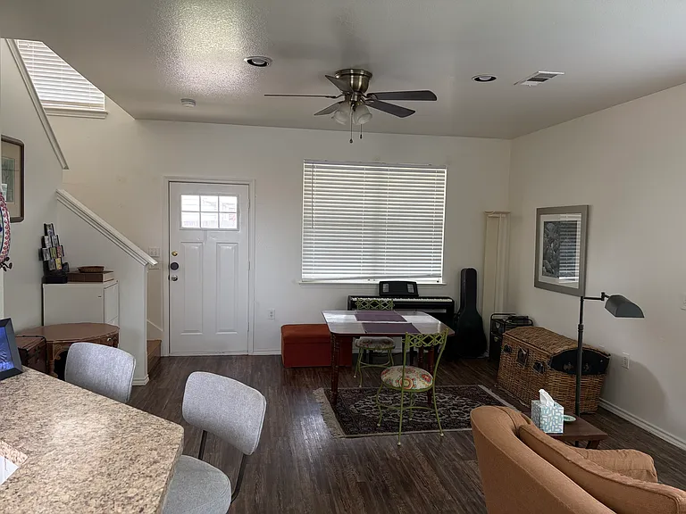 6914 Meador Ave #B — Photo 12