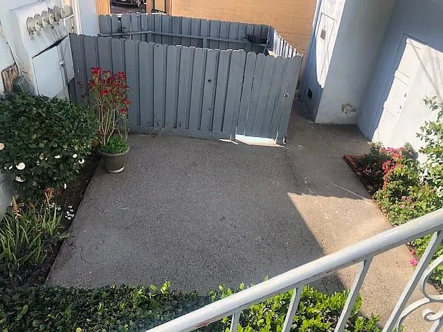 417 E Palm Ave #1/2 — Photo 8