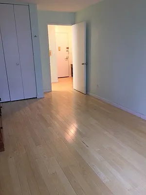 Rented by New York Residence | media 31