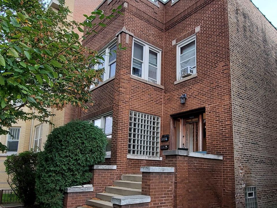 1st image of 4821 N Rockwell St #1