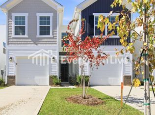311 Livesey Ln, Gilbert, SC 29054