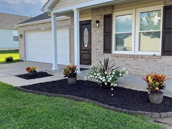 421 Creek Bend Dr, Moscow Mills, MO 63362