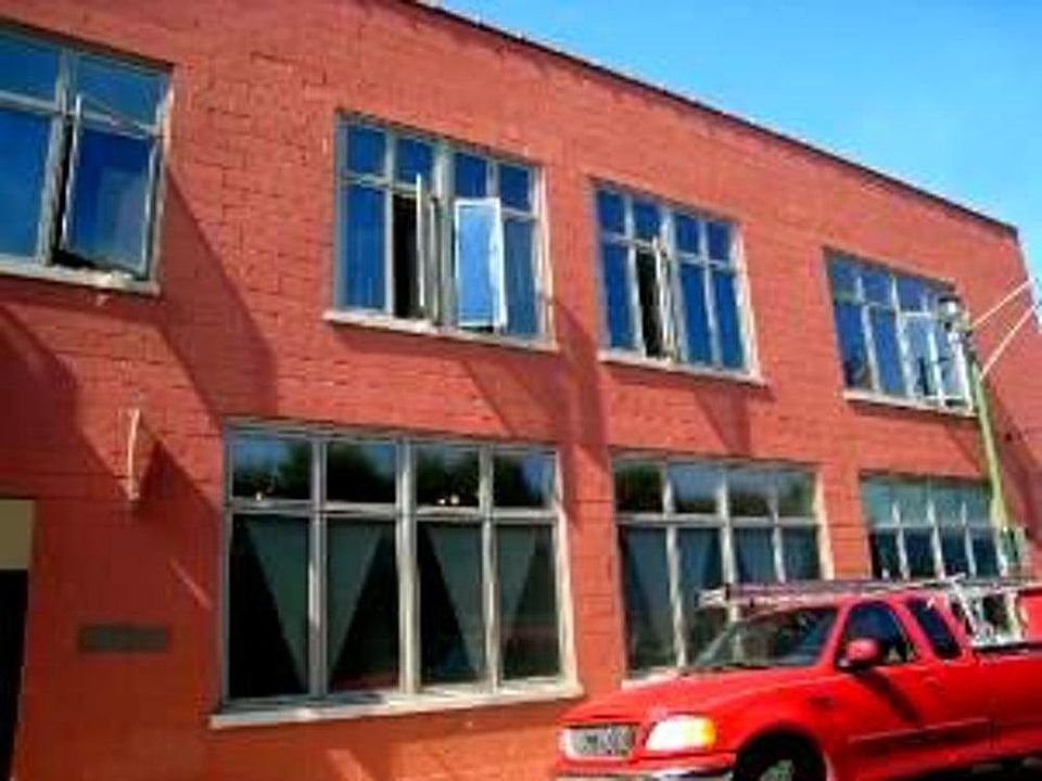 1st image of 606 Trail Loft 2418 W Bloomingdale Ave #C2