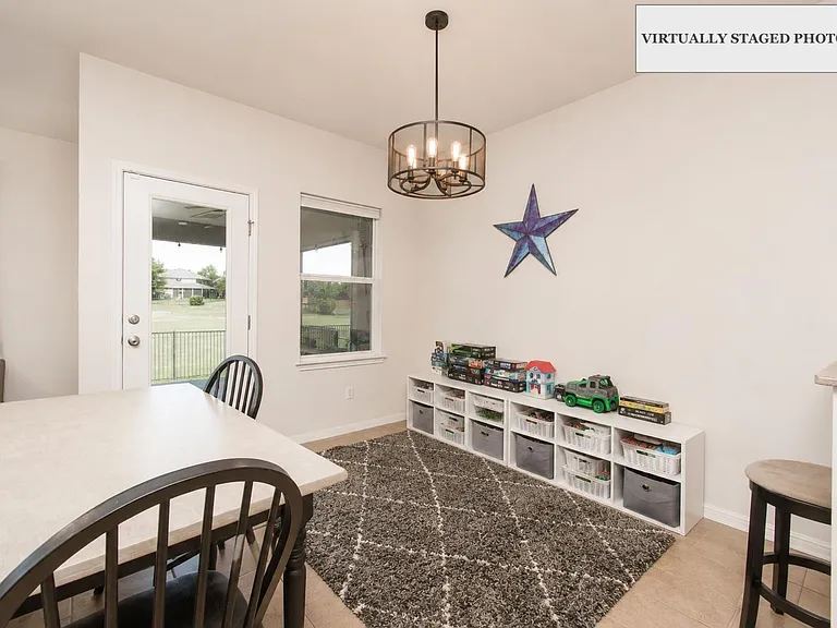 4193 Fairmeadow Dr — Photo 5