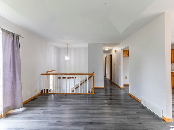 4th image of 3216 Chad Ave