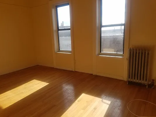 Rented by Alma Realty Corp. | media 5