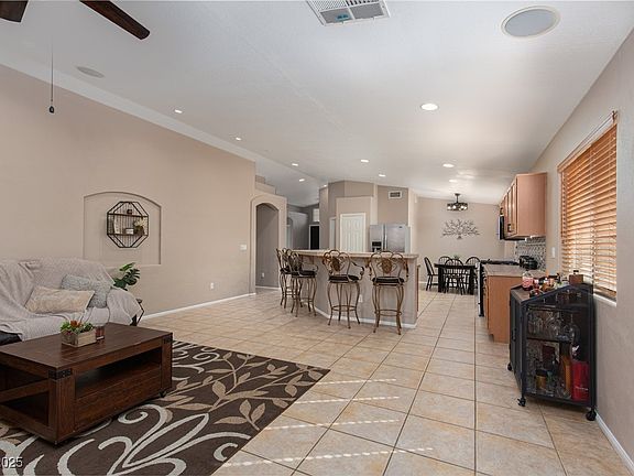 4th image of 7697 Morning Lake Dr