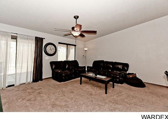 5th image of 2985 Green Acres Dr