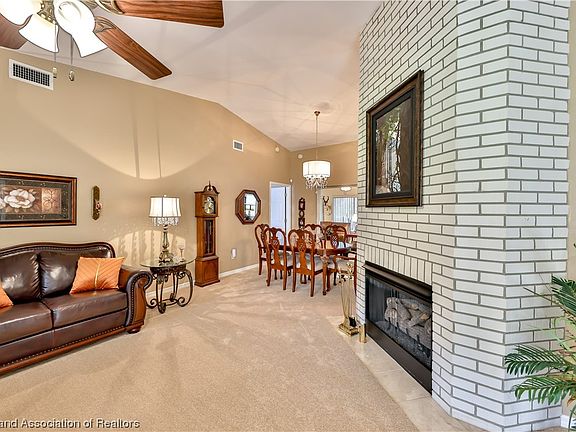 4th image of 1553 Buck St