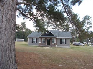 445 Basswood Rd, Douglas, GA 31535