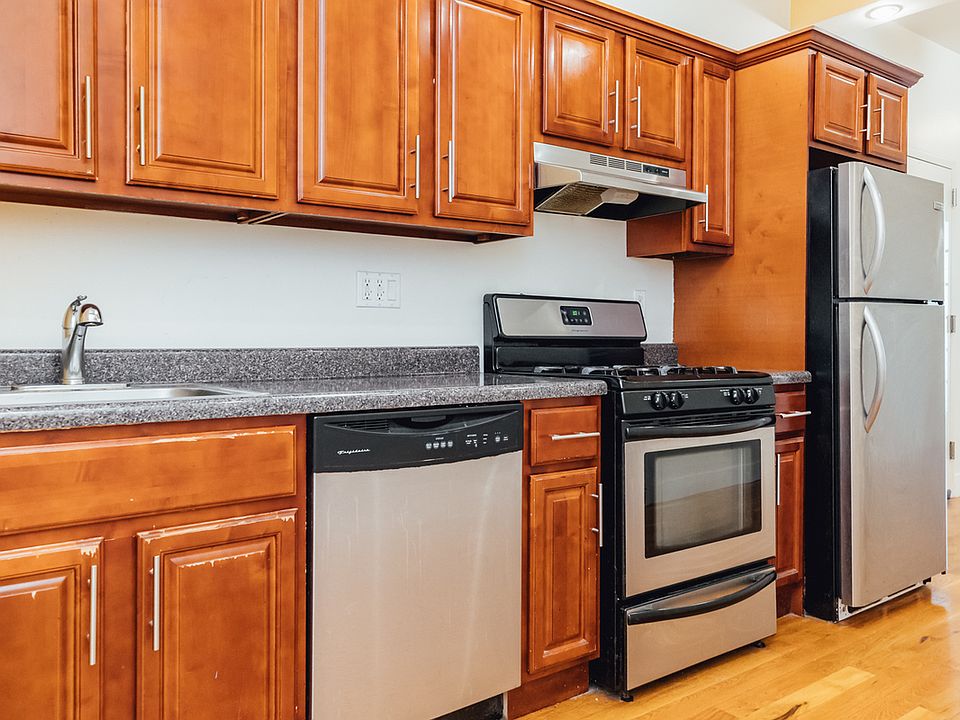 1st image of 243 Irving Ave #2A