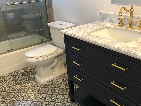 Bathroom all brand new