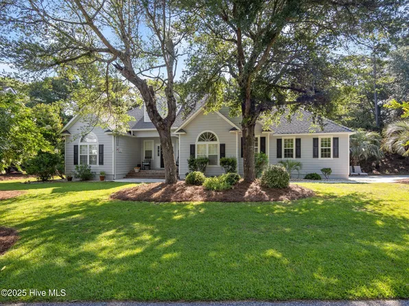 9706 Ashley Place, Emerald Isle, NC 28594