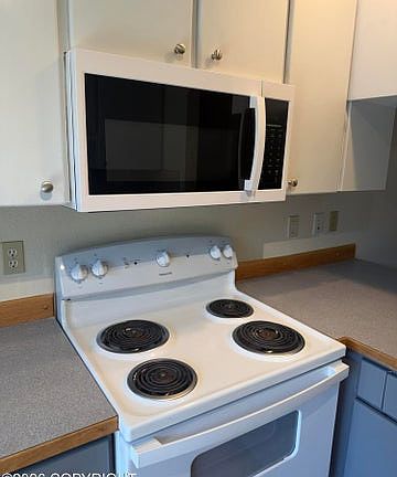 5th image of 8622 Augusta Cir