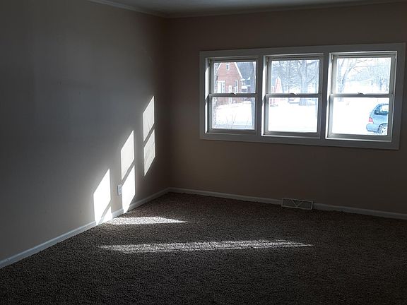 4th image of 1218 N Horace Ave