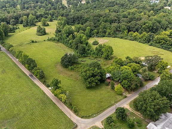 2nd image of 4 Chipmunk Rd Lot 4