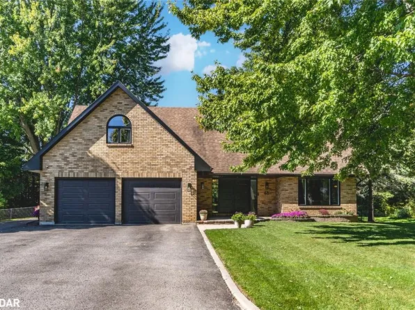 48 Lawrence Ave, Springwater, ON L9X 0C6