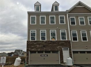 218 Eagle Dr, Cranberry Twp, PA 16066