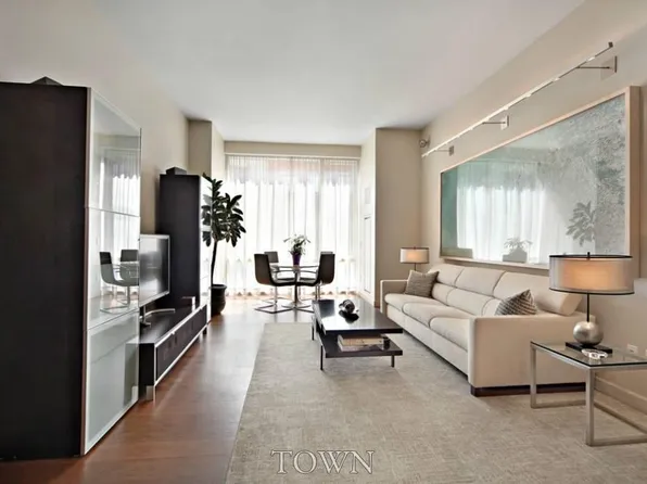 311 West Broadway, New York, NY 10013