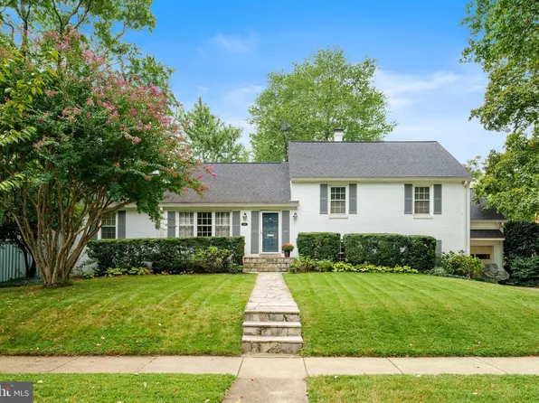 1211 Wake Forest Dr, Alexandria, VA 22307