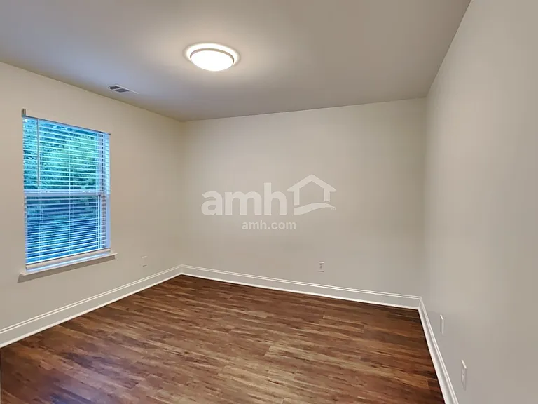 2454 Beal St — Photo 14