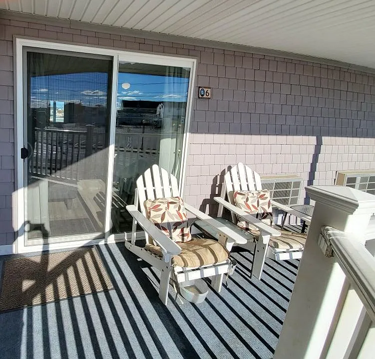 6 Ashworth Ave #6