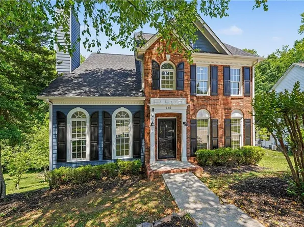 2312 Adams Farm Pkwy, Greensboro, NC 27407