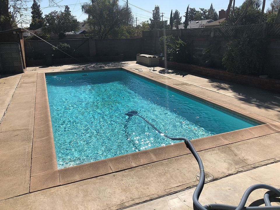 2nd image of 10351 Gaynor Ave