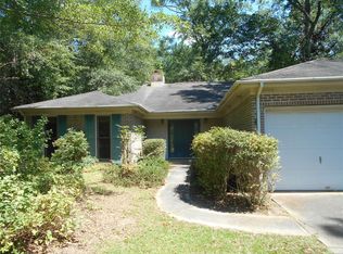 1058 Country Club Dr, Ozark, AL 36360