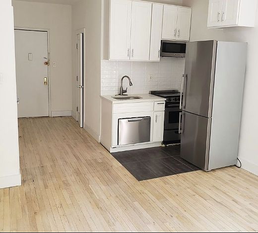 1st image of 467 W 164th St #1F