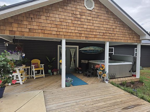 3rd image of 115 Arkansaw Traveller Rd