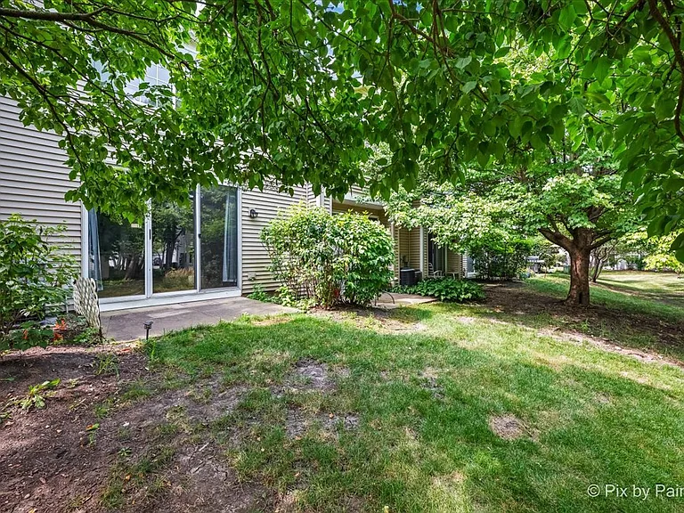 1462 Division Ct — Photo 26