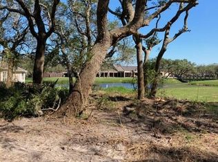 111 Olympic Dr, Rockport, TX 78382
