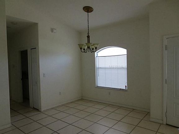 4th image of 10327 Waterford Ave