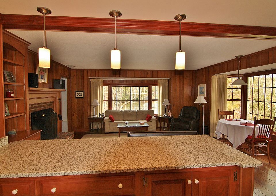 2nd image of 112 Owings Ct