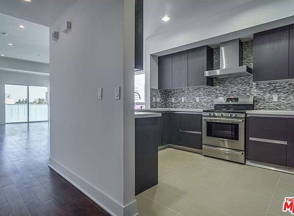 4th image of 1735 N La Brea Ave APT 304