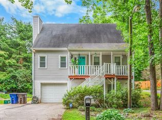 3113 Russell Way Ln, Winston Salem, NC 27127