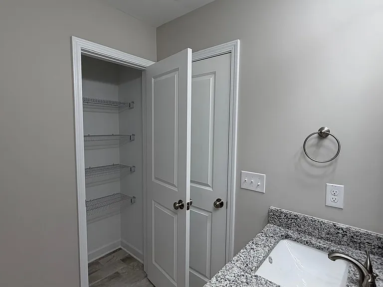 211 Jackson St #211 — Photo 25
