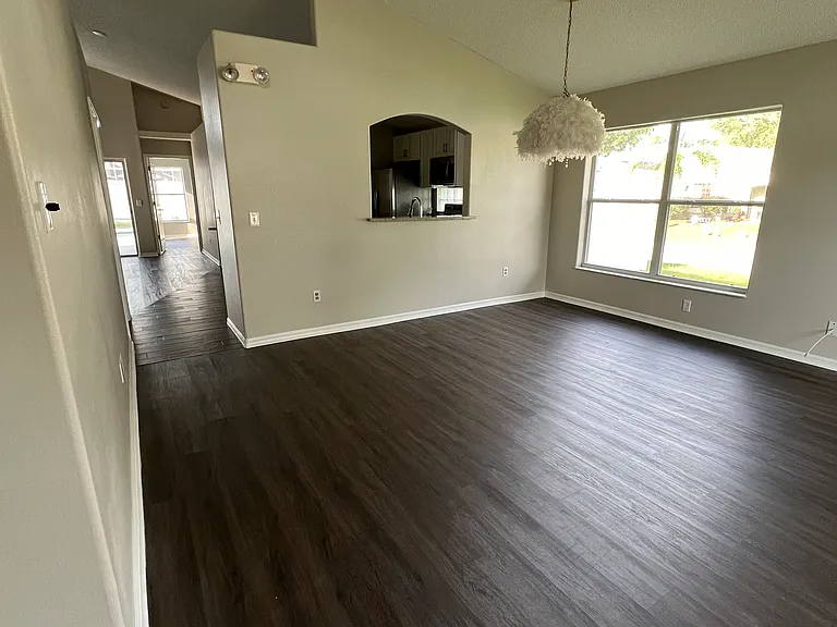 720 Lake Davenport Blvd — Photo 3