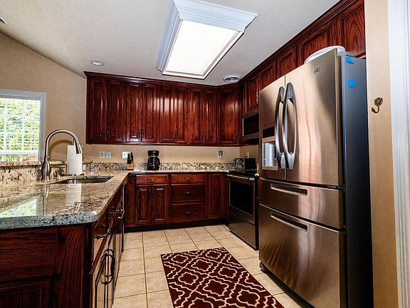 5th image of 1519 Teton Ln