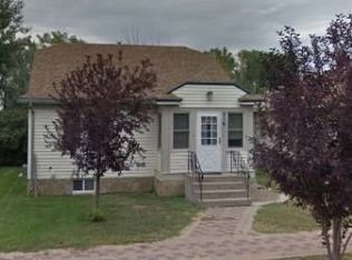 216 N Merriam Ave, Miles City, MT 59301