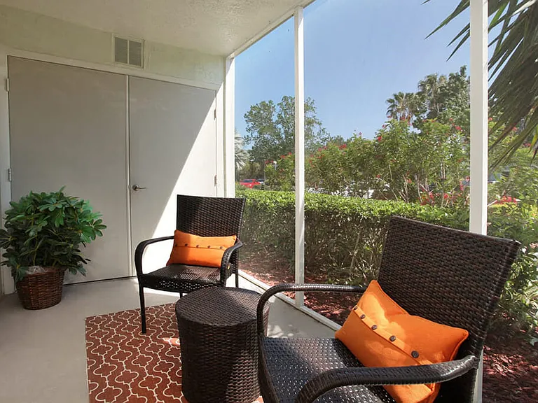 Coral Club Apartment Homes — Photo 10