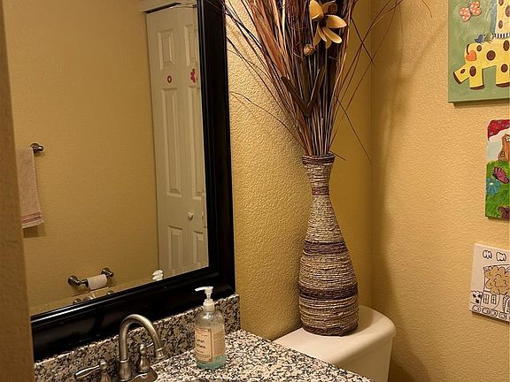 3rd image of 16984 E Wyoming Drive