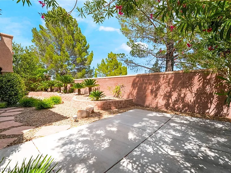 224 Uccello Dr — Photo 45