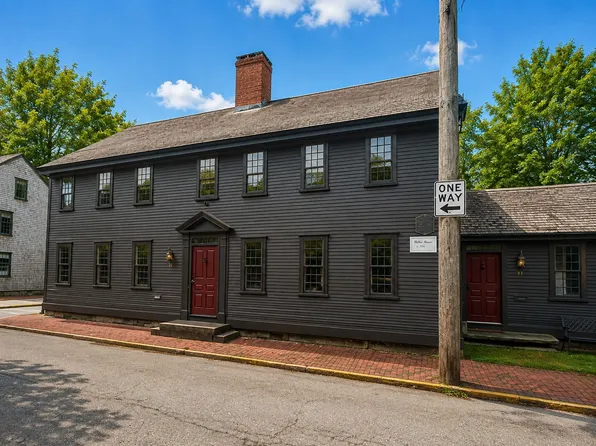 55 Thames St, Newport, RI 02840