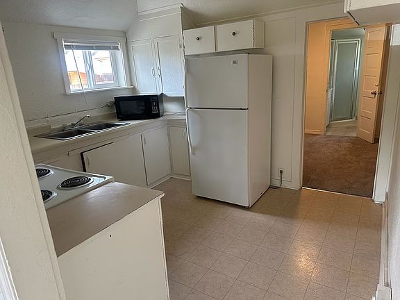 5th image of 14518 Portland Ave SW Unit A