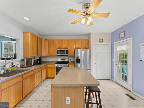 36 Sire Way, Warrenton, VA 20186