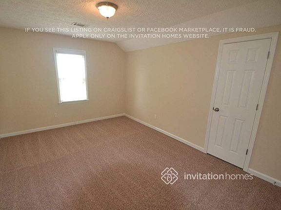5th image of 445 Raven Dr
