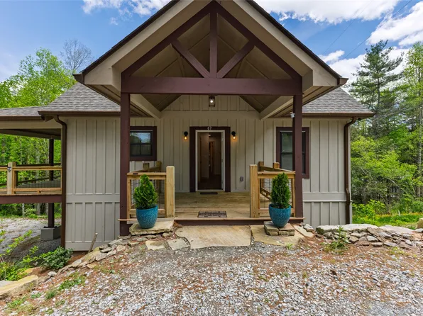 67 Chipmunk Trail, Glenville, NC 28736