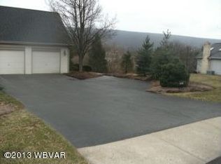 64 Woodland Ct, Montoursville, PA 17754